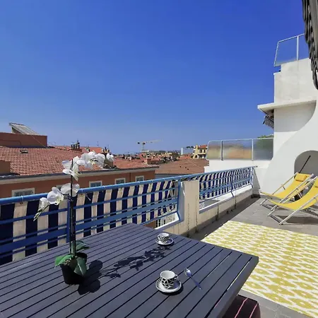 5 Papon - Dernier Etage - Terrasse A Ciel Ouvert - Garibaldi Apartment Nice